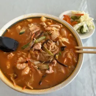 Seafood soup (spicy)