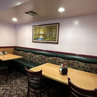 1/26/25 More cozy booths at the rear