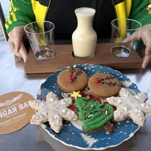 Coquito "Milk" and Cookies