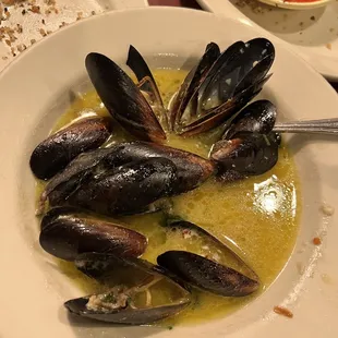 a plate of mussels