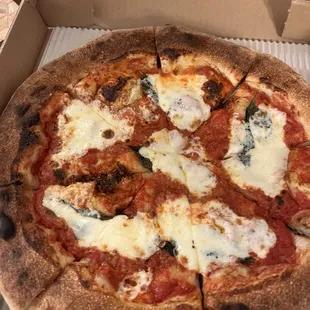 Margherita Pizza (8 Slices)