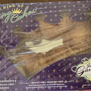 How the king cake arrives