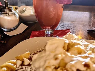 Crave Kitchen & Cocktails