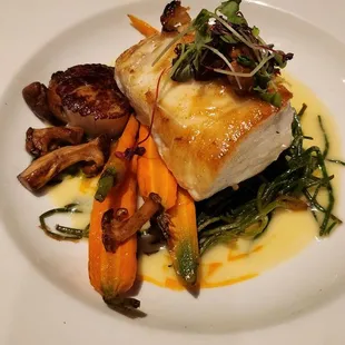 Halibut with seared scallop and crabs in lemon butter