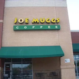 the front of a coffee shop