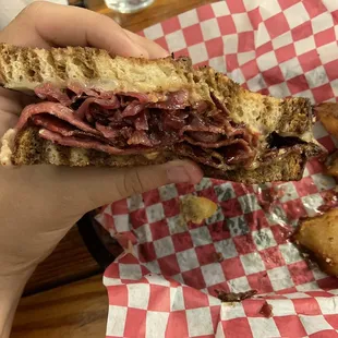 The Reuben with potatoes