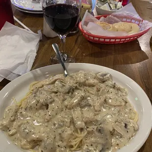Chicken coromoro mushroom..... FIRST PLACE IN FLAVOR and garlic taste