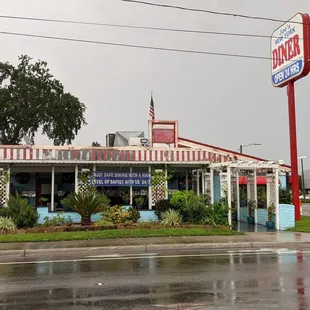 Joe&apos;s New York Diner