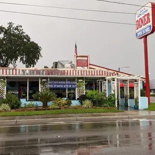 Joe&apos;s New York Diner
