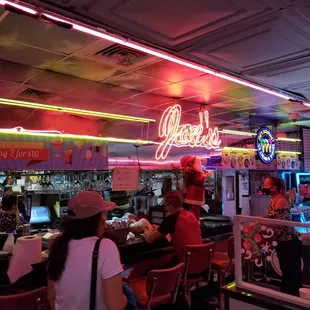 Beautiful 50&apos;s retro-style diner