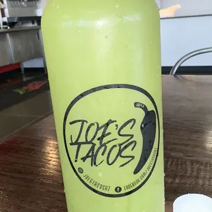 Limon aguas frescas