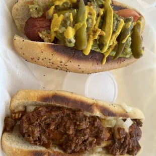 Chili Dog &amp; Chicago Dog - both were pretty good