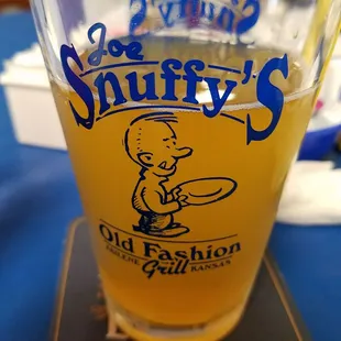 Pint glass