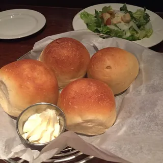CAESAR SALAD*