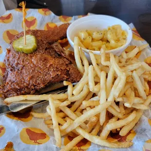 chicken wings and fried chicken, food