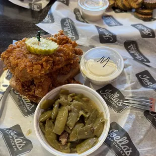 Veteran's Day lunch!!!  2 boneless thighs and a side and sauce (SC white).  Thank you!  I'm so full!!!