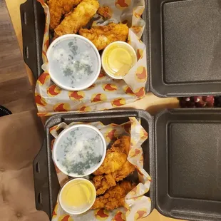 Joella's Hot Chicken - Indianapolis