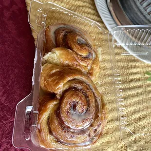 Cinnamon rolls with orange frosting!!!!