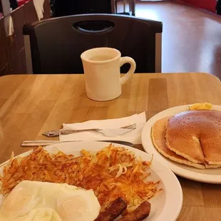 Hashbrowns, so good.  Pancakes, fluffy