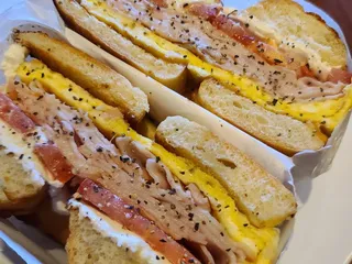 Eunice Gourmet Cafe