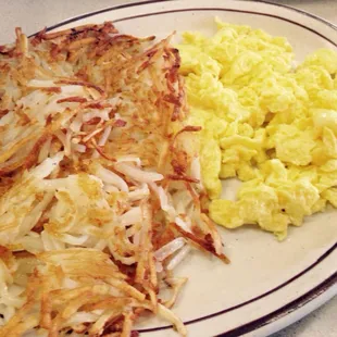 Standard hashbrowns and egg. HB could be crispier.