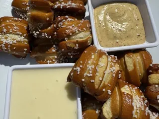 Flip Flops Bar & Grille