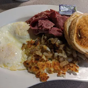 Corned beef and potatoes, added onion
