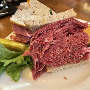 Corned beef sandwich