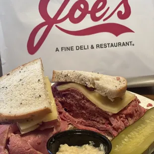 Corned beef sandwich
