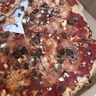 Epically overpriced mid pizza
