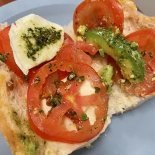 I spent $15 on a cold vegetarian deli sandwich. I'm wondering where the avocado and pesto are. Disappointing.