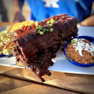 Full rack of ribs with farm beans &amp; coleslaw.