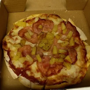 8 inch Hawaiian pizza