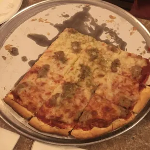 Cheese &amp; sausage pizza