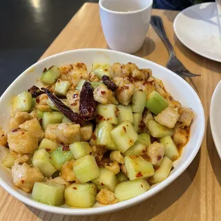 Diced Chicken and Cucumbers with Hot Sauce