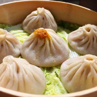 Crab Meat with Pork Steamed Soup Buns