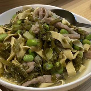 Shredded Pork with Lima Peas and Vegetables