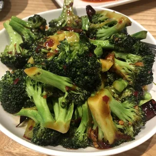 Broccoli with Spicy Garlic Sauce