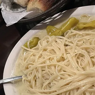 Joes Linguini