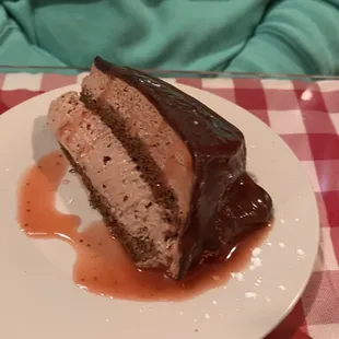 Chocolate mousse cake