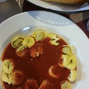 Tortellini with garlic bread.