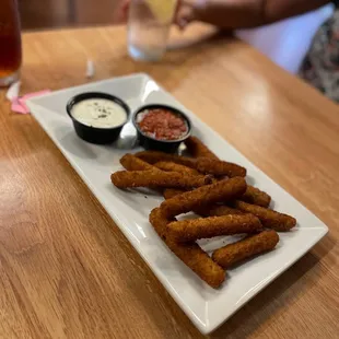 Fried zucchini strips. They offer you both ranch and marinara sauce. Yummy.