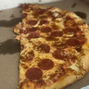 Pepperoni pizza