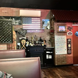 Warm and inviting restaurant