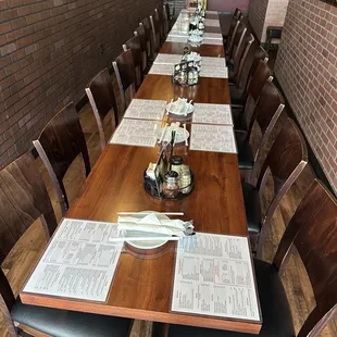  long table with menus
