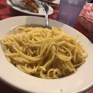 Kids Spaghetti with Butter & Cheese