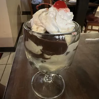 Hot Fudge Sundae