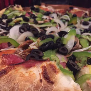 Deluxe Pizza