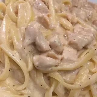 Fettuccine Alfredo with Chicken