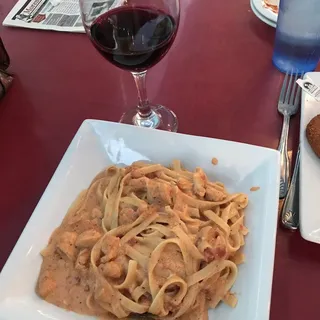 Fettuccine La Rosa with Chicken